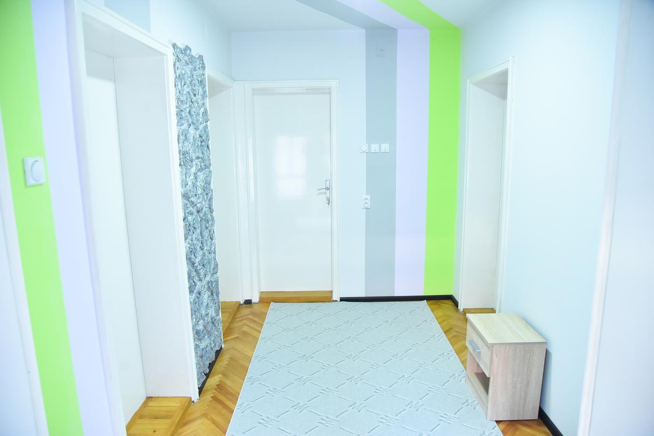 Prenociste Pilot Hotel Ni Екстериор снимка
