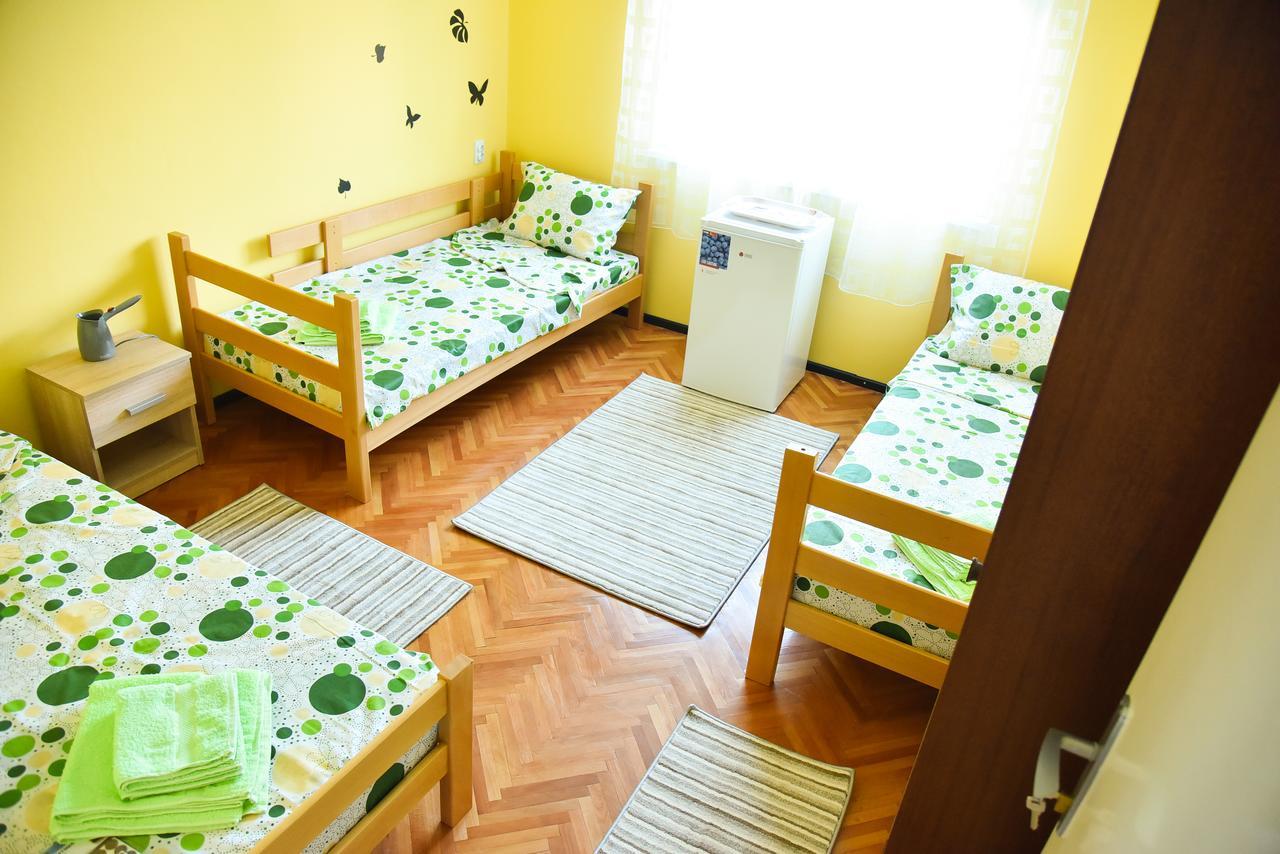 Prenociste Pilot Hotel Ni Екстериор снимка