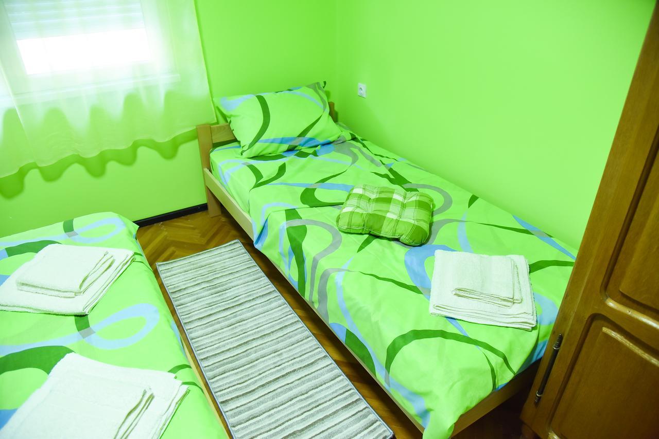 Prenociste Pilot Hotel Ni Екстериор снимка